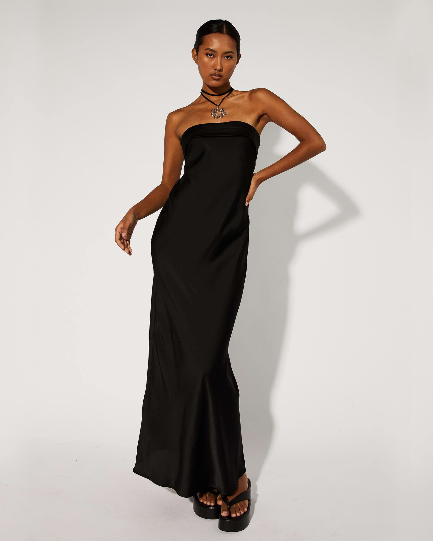 Irisia Maxi Dress