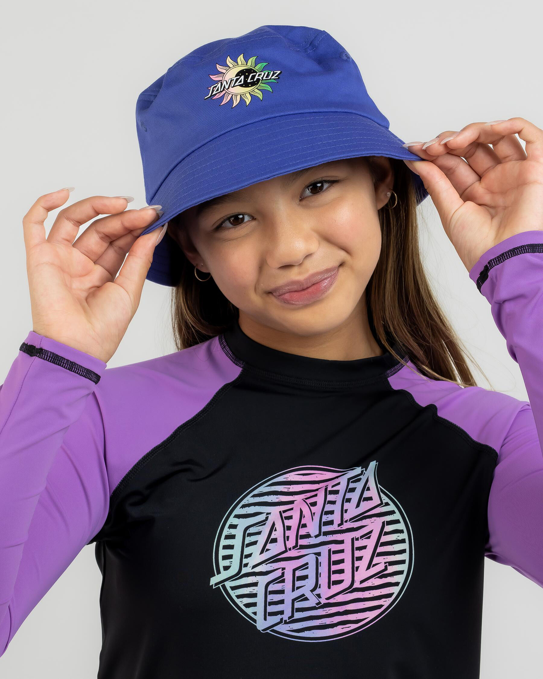 Santa Cruz Girls Crescent Dot Bucket Hat In Lotus Fast Shipping