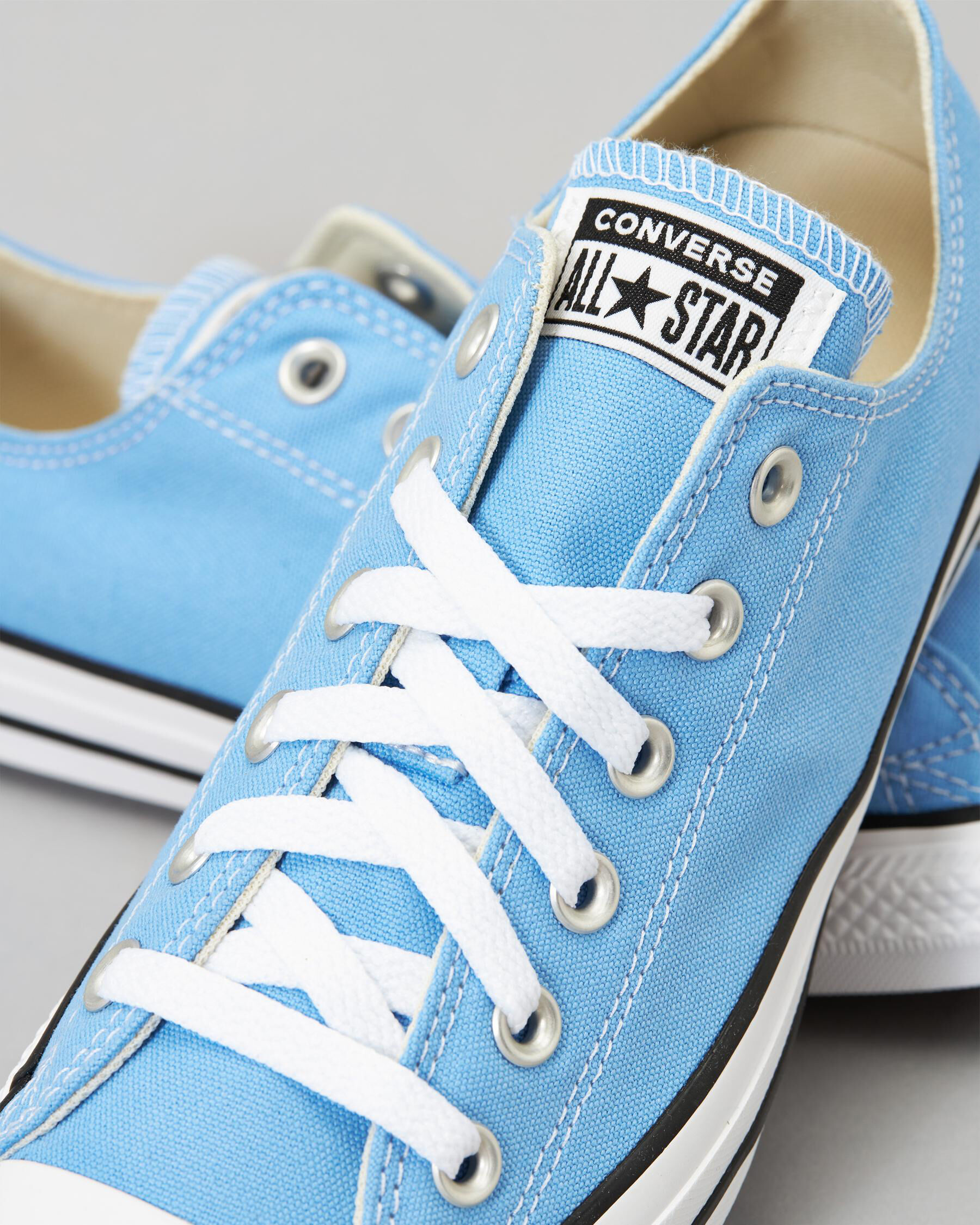 Converse chuck taylor light on sale blue