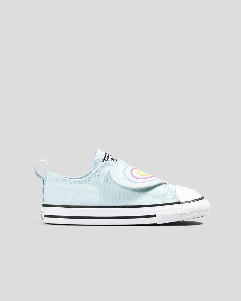 Converse Toddlers' Chuck Taylor All Star Heart Strap Easy On Shoes for Womens