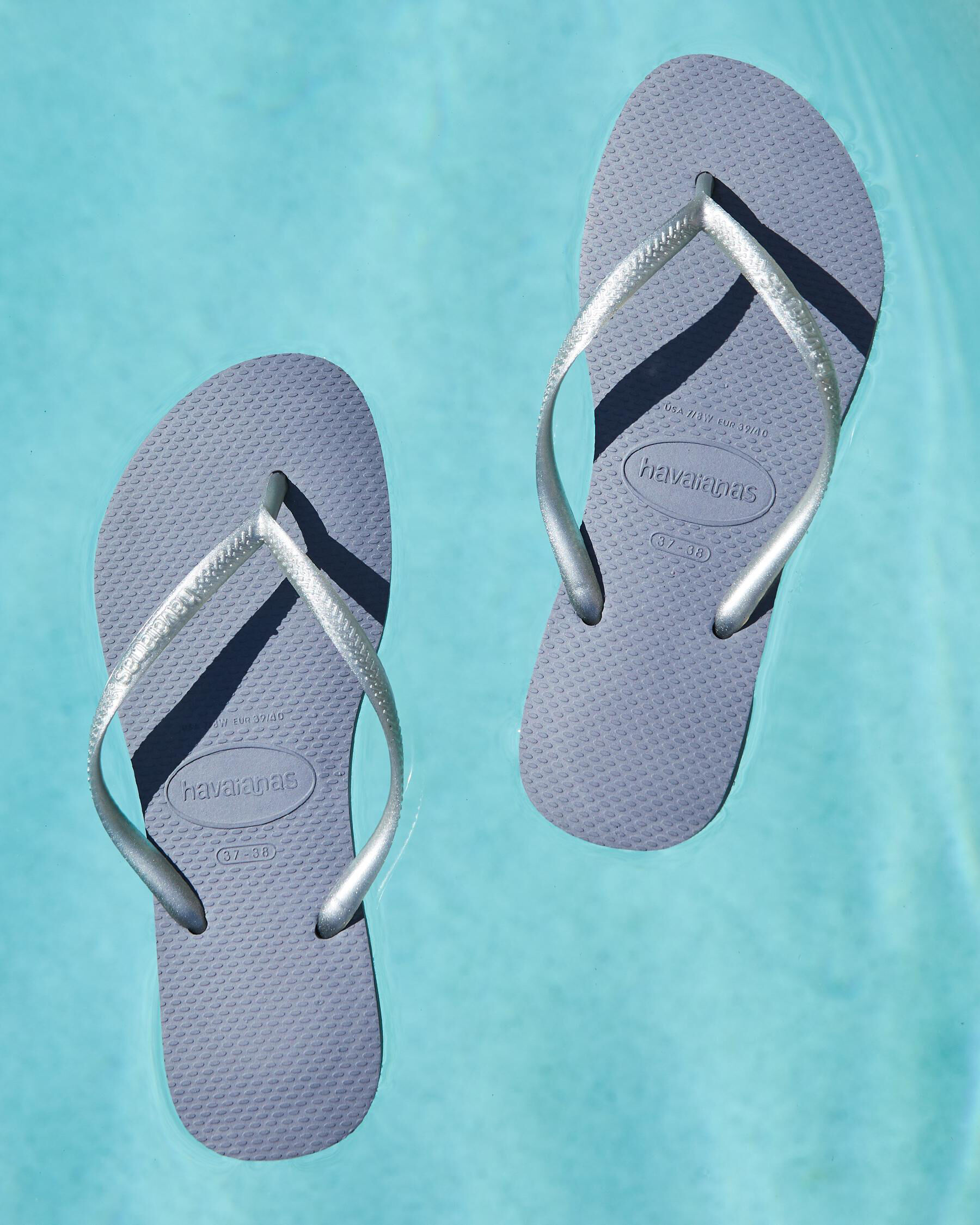 Havaianas Slim Metallic Thongs In Silver Moon FREE Shipping