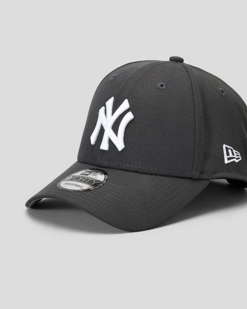 New Era New York Yankees 9Forty Snapback Cap for Mens