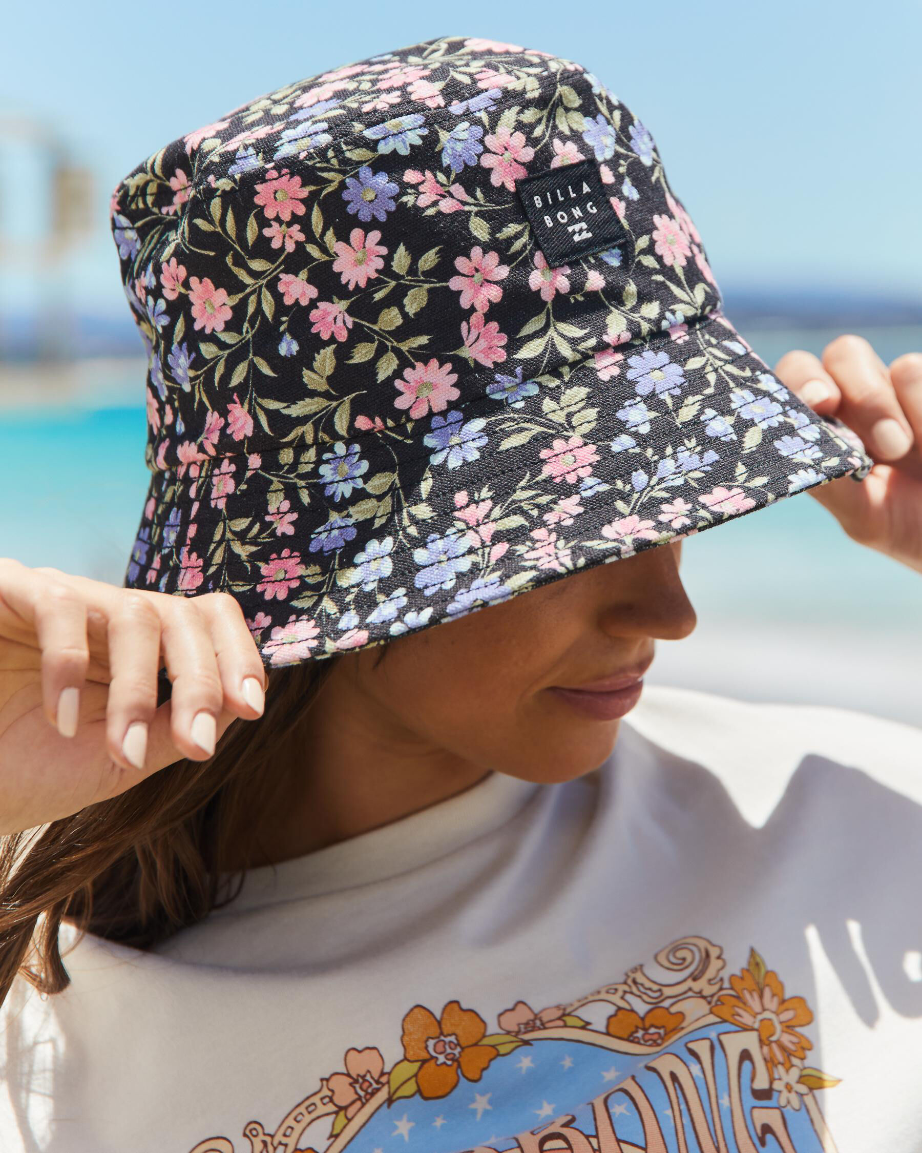 City deals beach hats