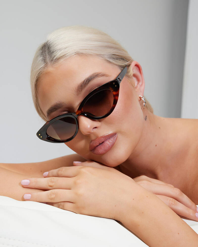 Playboy Pursue Pleasure Sunglasses for Womens