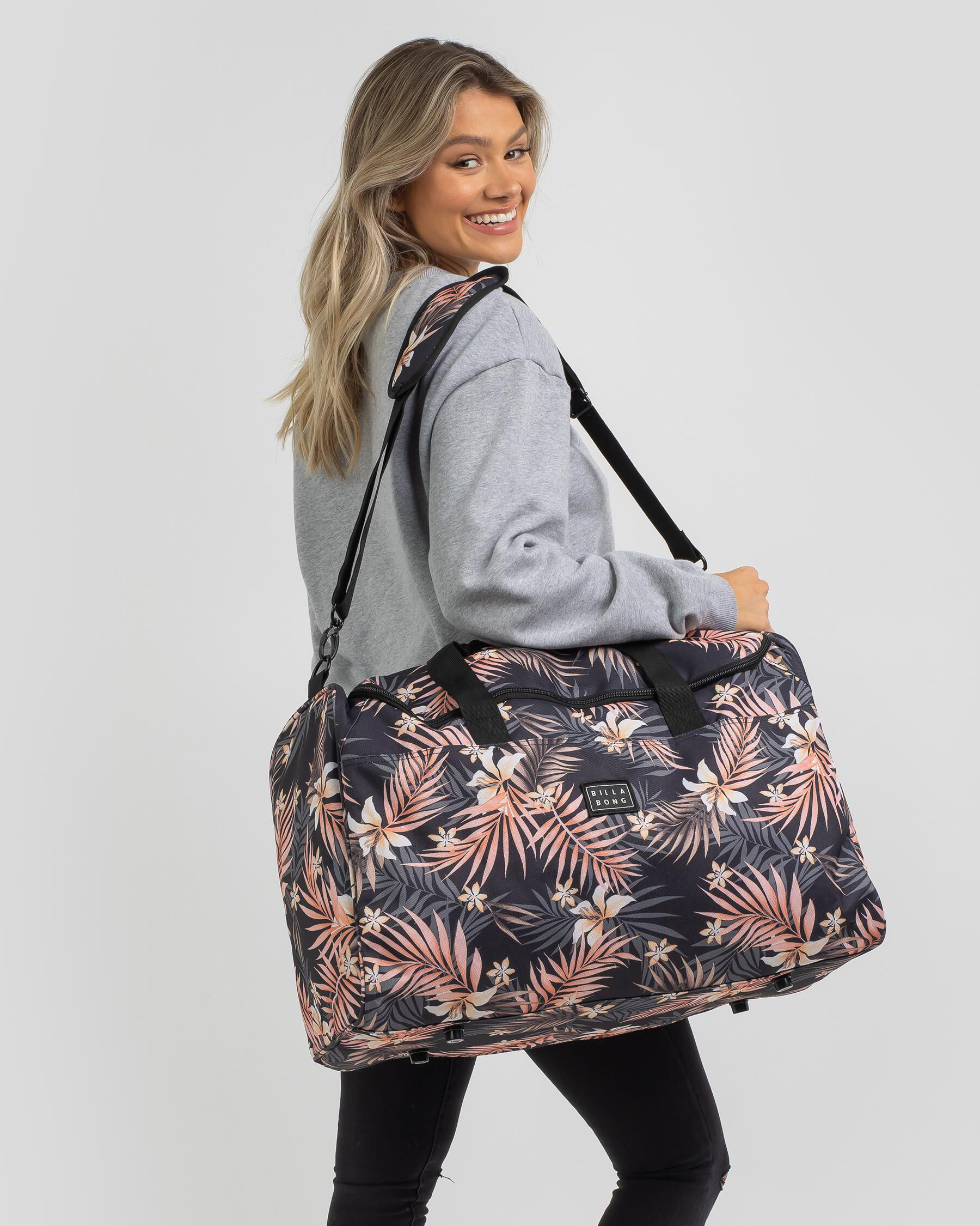 Billabong weekender clearance