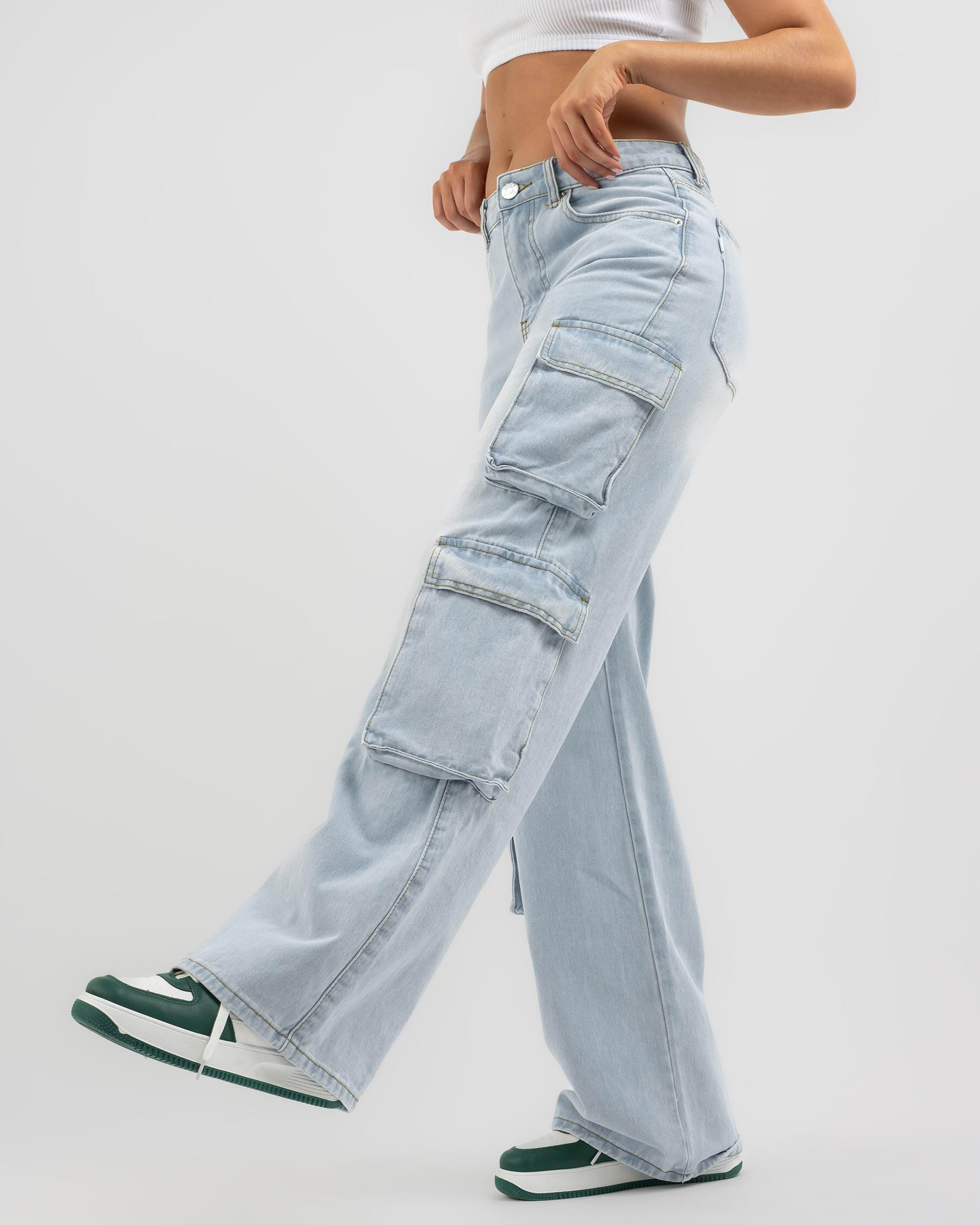 Buy Flex and Move womens cargo pant by Bisley Womens online  she wear
