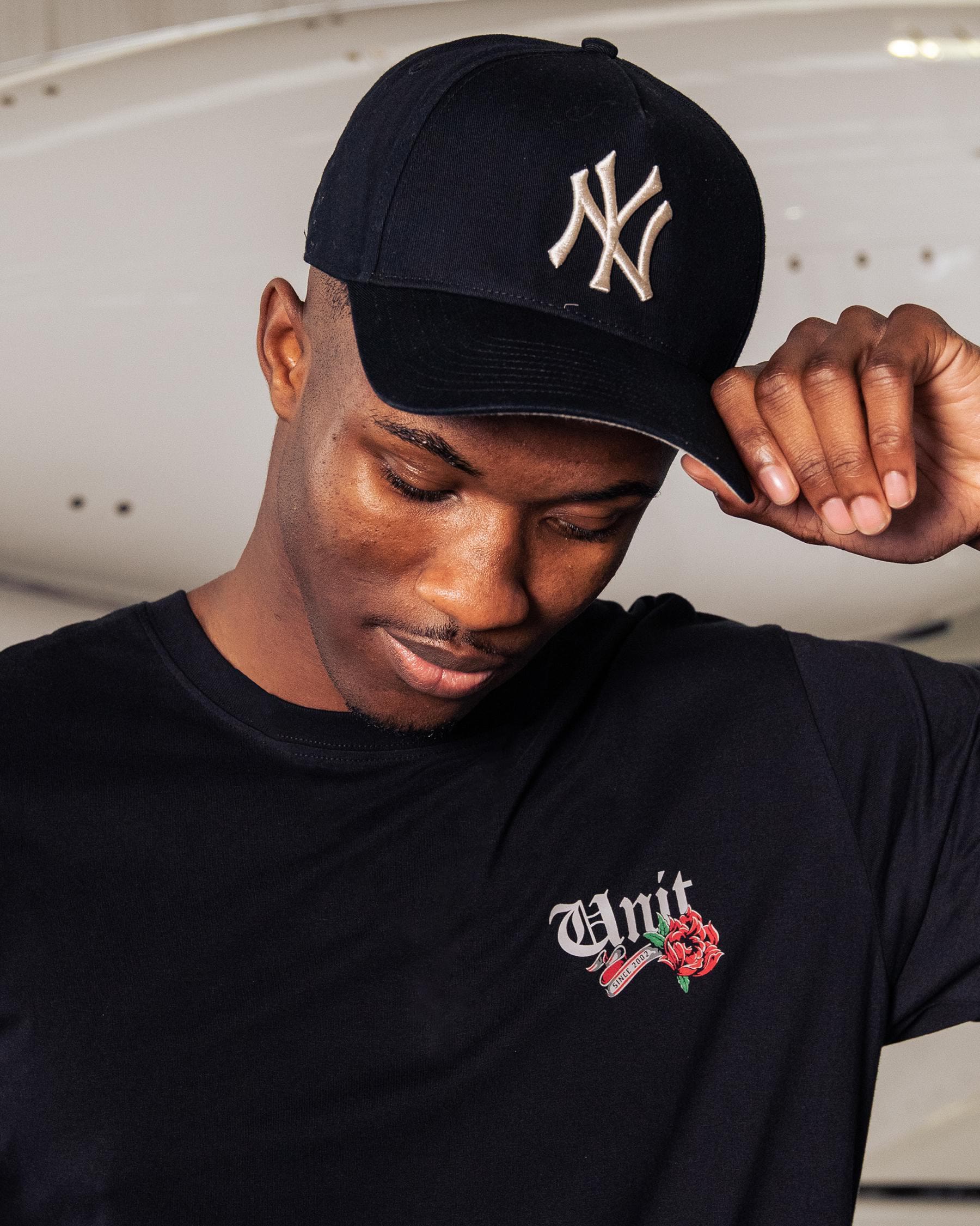 New York Black Yankees Legend T Shirt