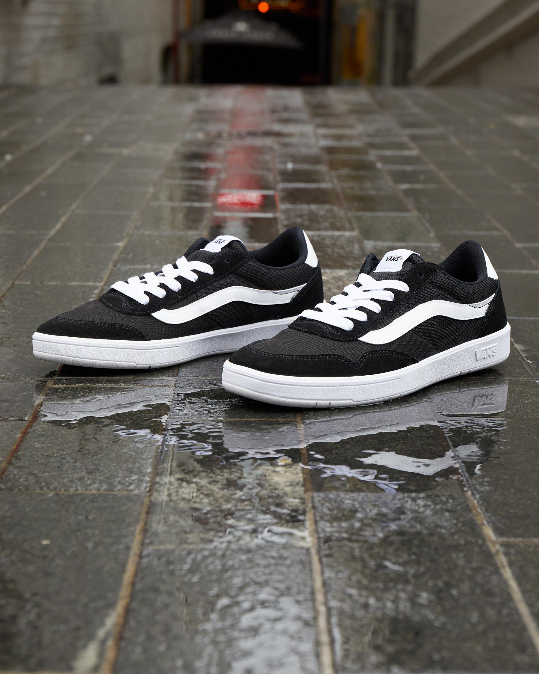 Vans Cruz Too Shoes In Black/true White - Fast Shipping & Easy Returns ...