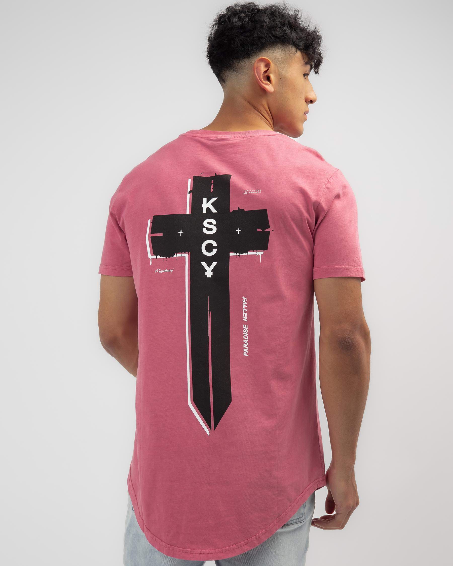 Shop Kiss Chacey Hollywood Dual Curved T-Shirt In Rapture Rose - Fast ...