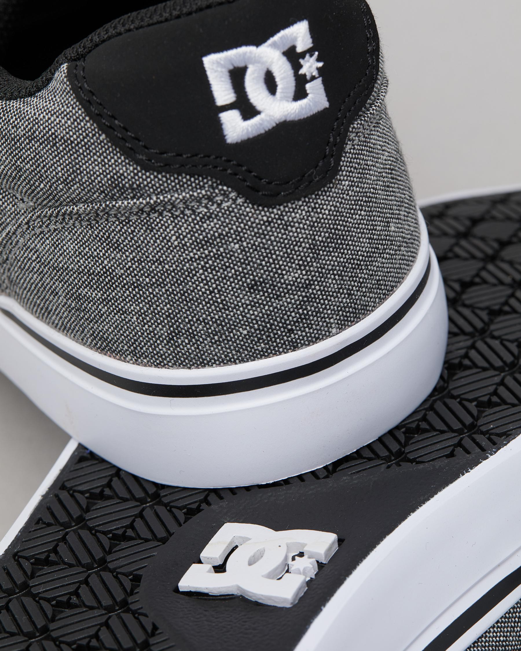 city beach dc shoes