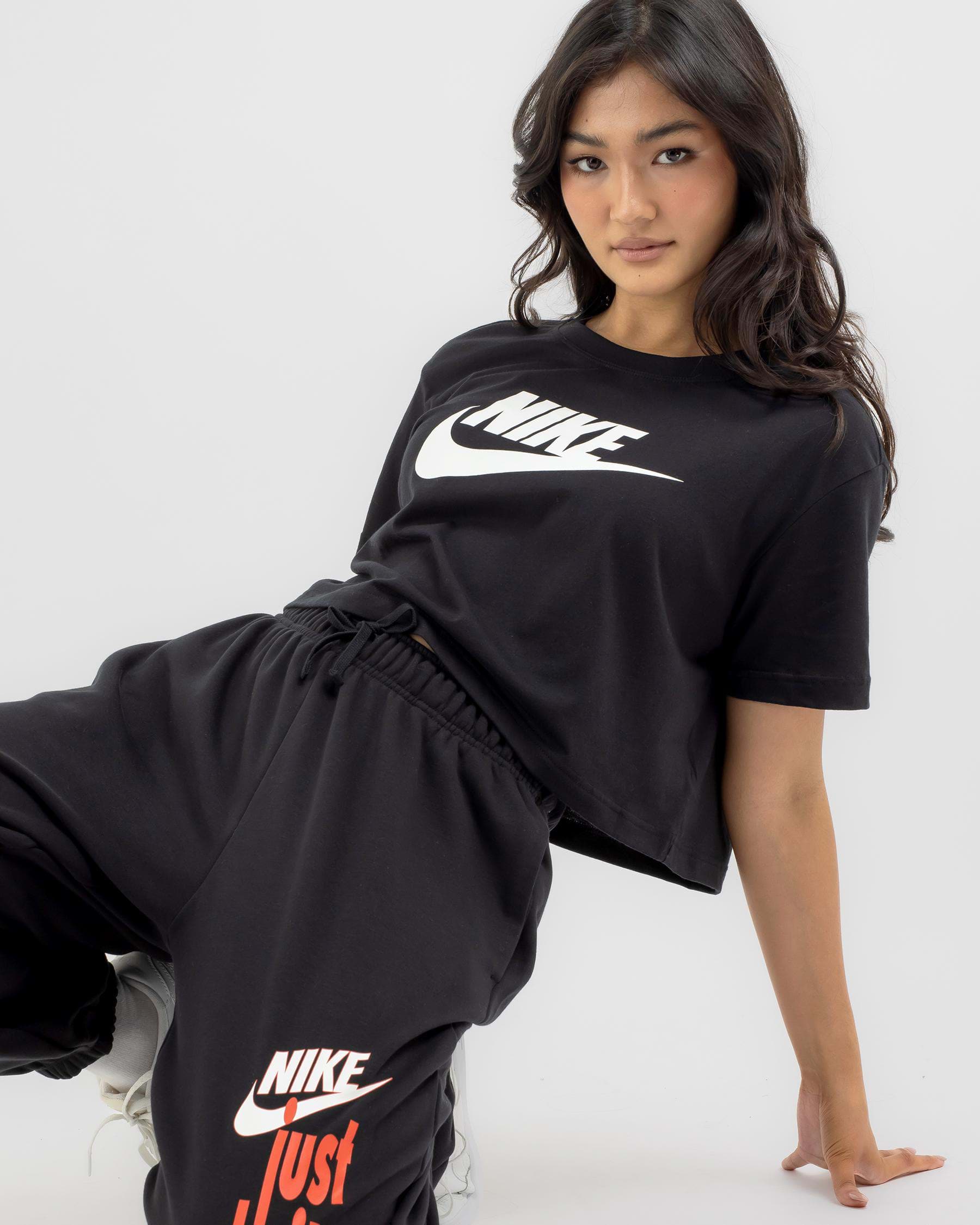 Nike Essential Cropped T-Shirt In Black/white - Fast Shipping & Easy ...