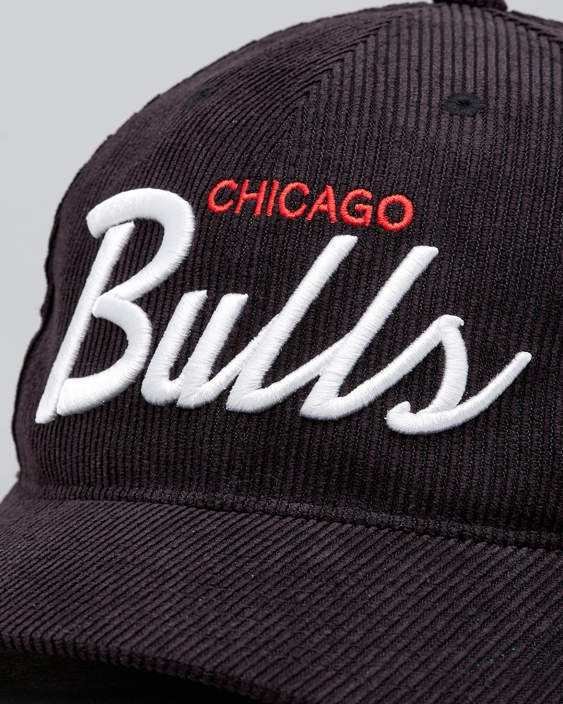 Chicago Bulls Mitchell & Ness Toss Up Snapback Vintage Hat