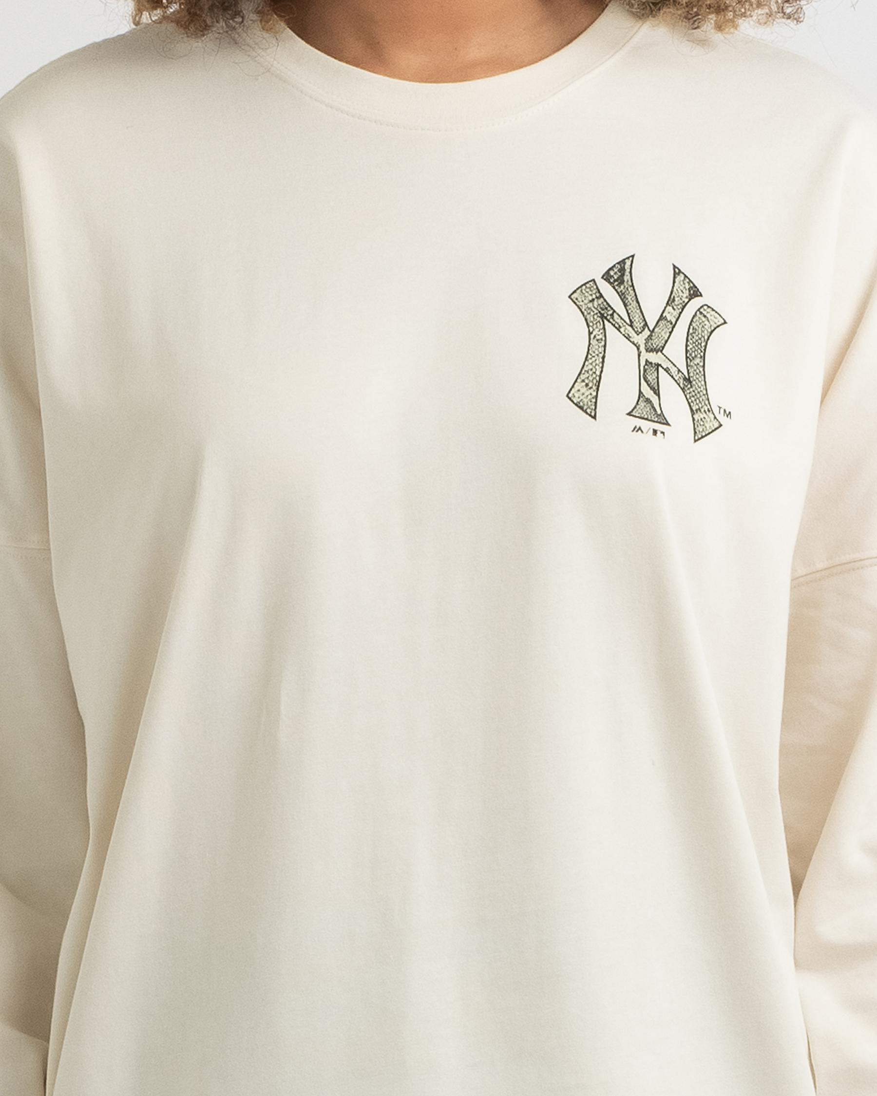 Majestic Womens New York Yankees Hiri Long Sleeve Tee
