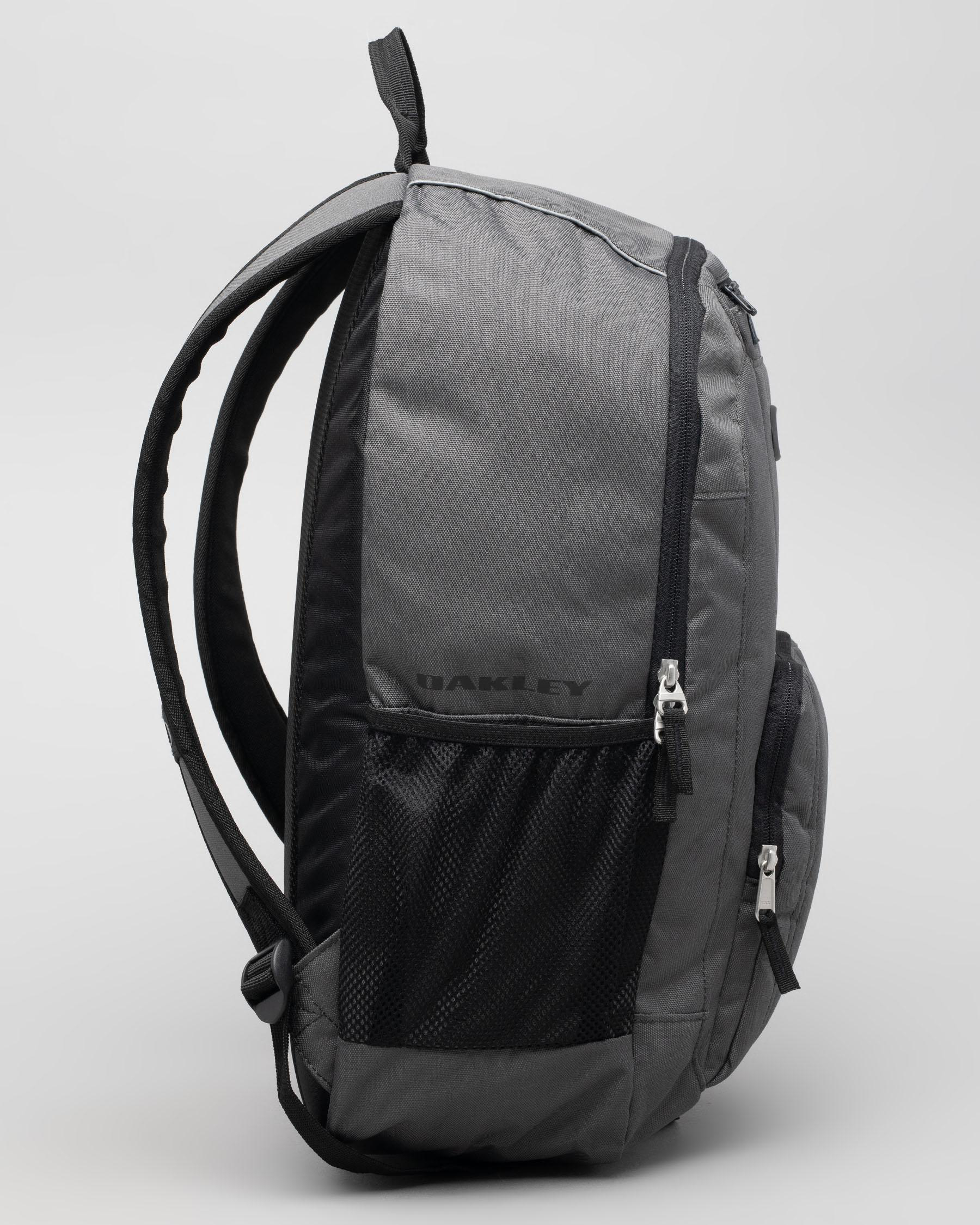 Shop Oakley 25l Enduro Pack In Forged Iron - Fast Shipping & Easy ...