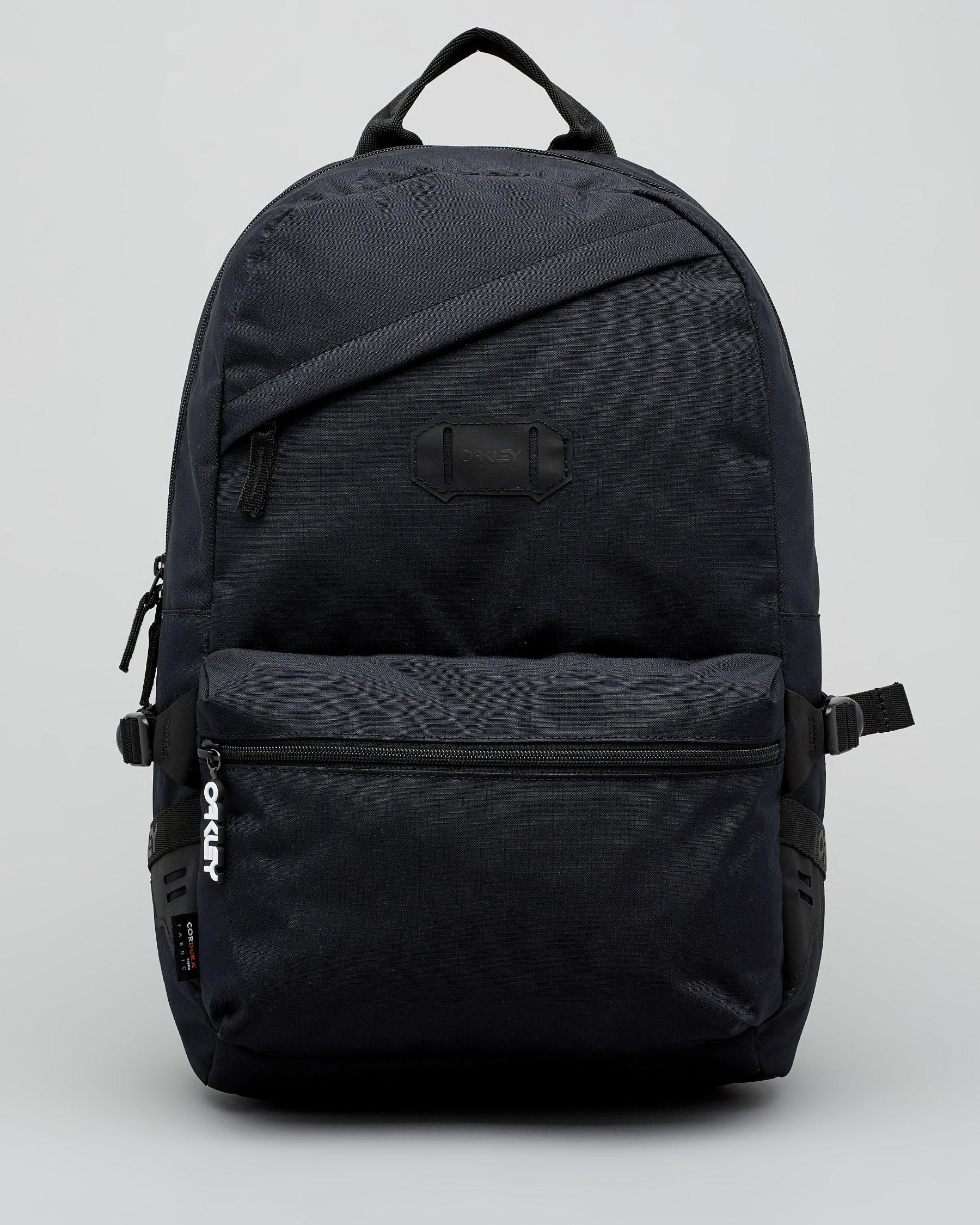 Shop Oakley Street 2.0 Backpack In Blackout - Fast Shipping & Easy ...