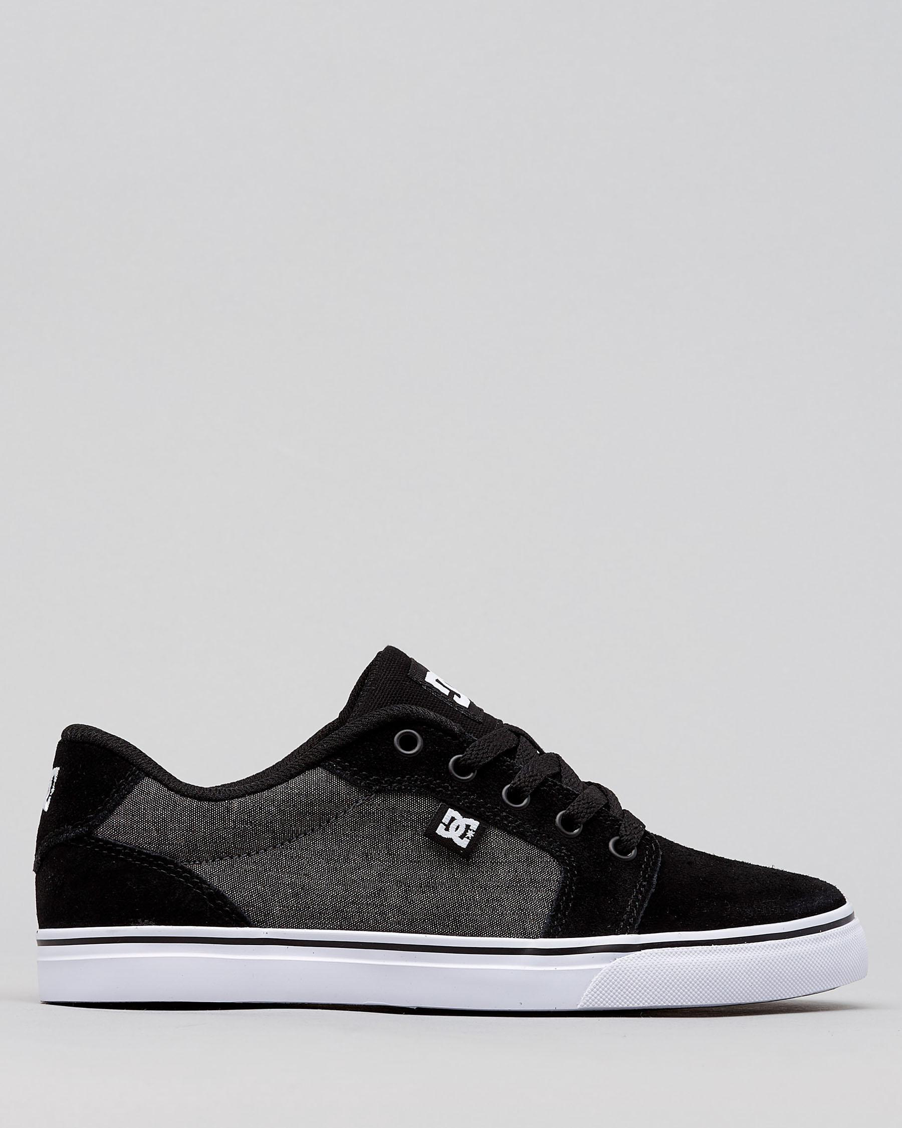 Shop DC Shoes Boys' Anvil Shoes In Black/chambray - Fast Shipping ...