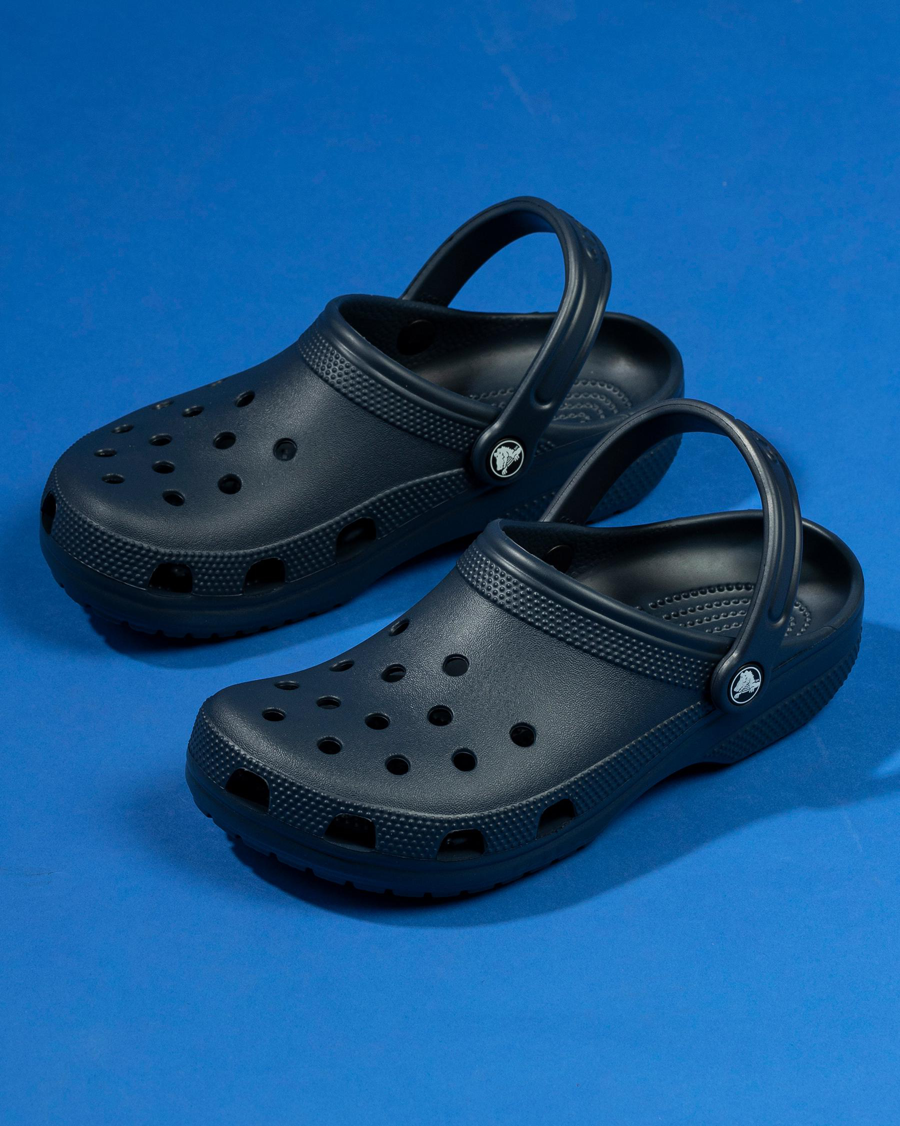 Crocs Classic Clogs In Navy | City Beach Australia